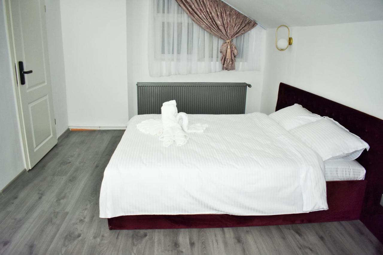 Pensiunea Casa Ober Μπρασόβ Εξωτερικό φωτογραφία